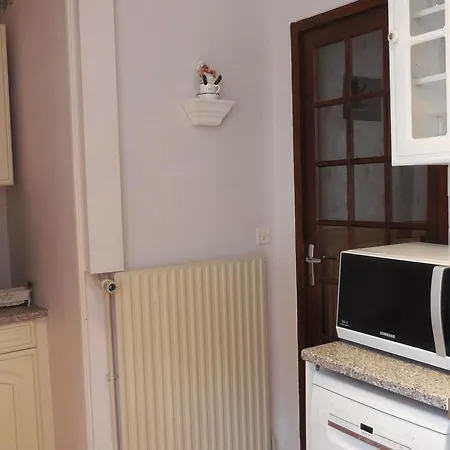 Chaleureux Avec Terrasse, Proche Des Activites Touristiques Et Nature Des Vosges - Fr-1-589-177 Ferienhaus *