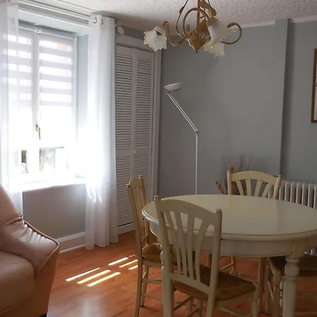 Holiday home Chaleureux Avec Terrasse, Proche Des Activites Touristiques Et Nature Des Vosges - Fr-1-589-177