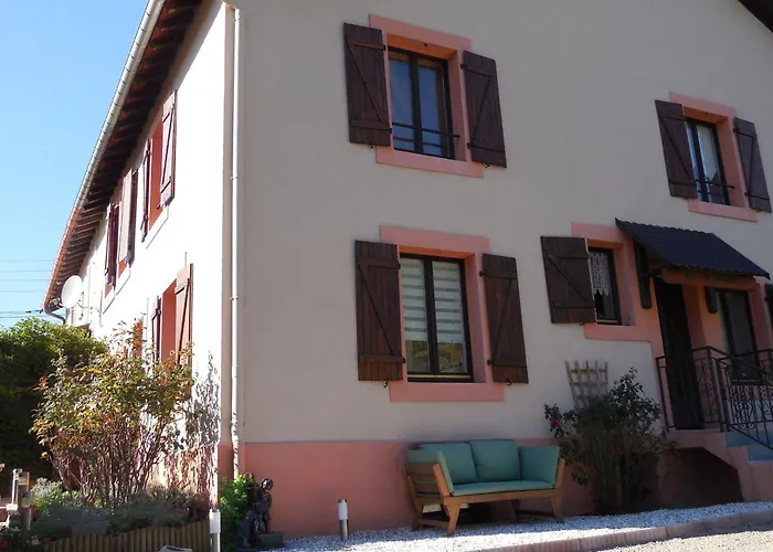 Дом отдыха Chaleureux Avec Terrasse, Proche Des Activites Touristiques Et Nature Des Vosges - Fr-1-589-177 Saint-Die-des-Vosges